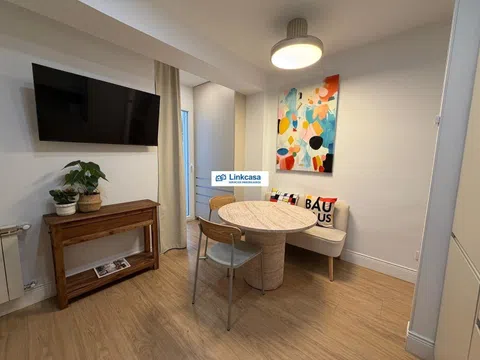 Flat in calle de Nicolás Usera - Photo 18