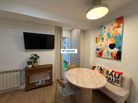 Flat in calle de Nicolás Usera - Photo 19