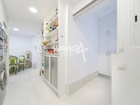 Flat in calle Velayos - Photo 12