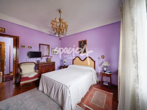 Flat in calle Velayos - Photo 6
