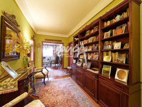 Flat in calle Velayos - Photo 8
