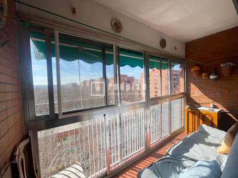 Flat in calle Jayena - Photo 6