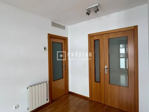 Flat in calle de Fernando Chueca Goitia - Photo 4