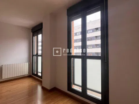 Flat in calle de Fernando Chueca Goitia - Photo 9