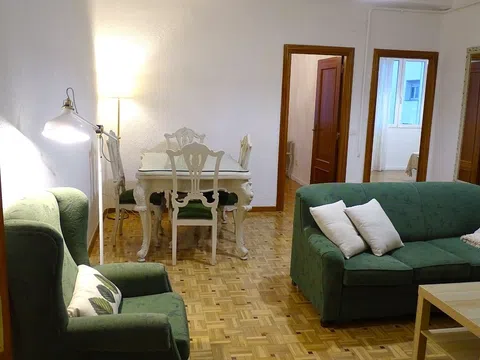 Flat in calle de Antonio Arias - Photo 7