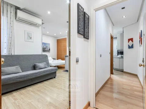 Flat in calle de Miguel Moya - Photo 8