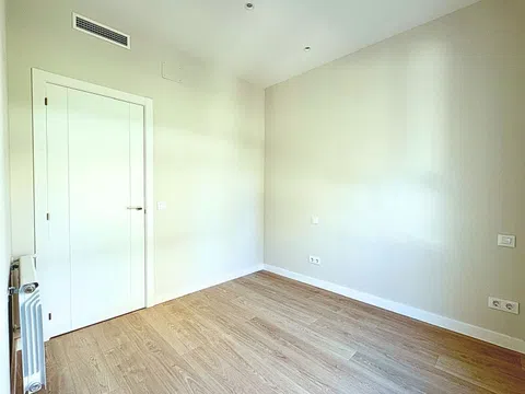 Flat in ronda de Segovia - Photo 8
