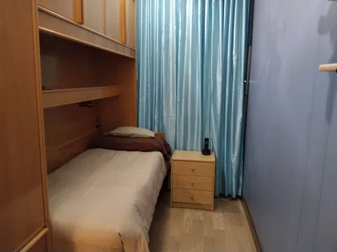 Flat in calle de Badalona, 101 - Photo 2