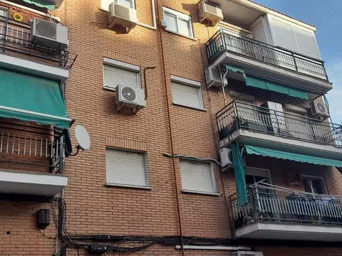 Flat in calle de José del Pino - Photo 1