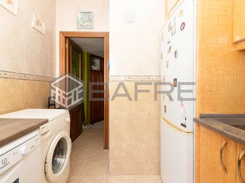 Flat in calle de Gumersindo Azcárate - Photo 12