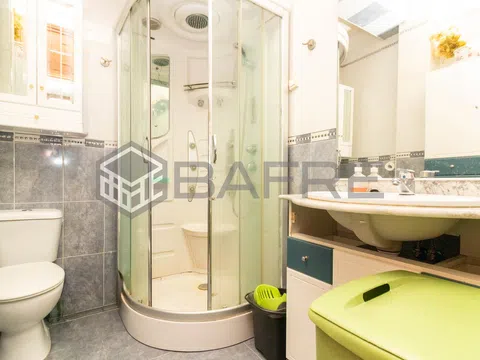 Flat in calle de Gumersindo Azcárate - Photo 20