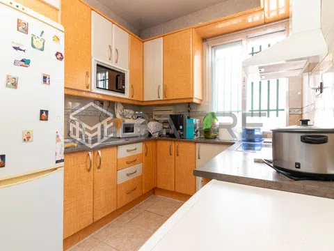 Flat in calle de Gumersindo Azcárate - Photo 10