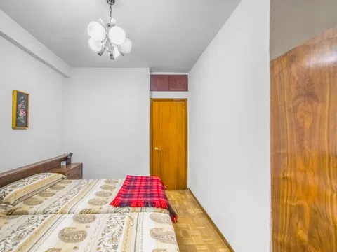 Flat in calle de García Luna - Photo 12