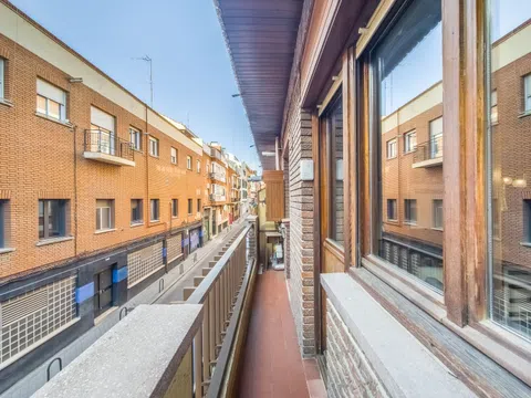 Flat in calle de García Luna - Photo 10
