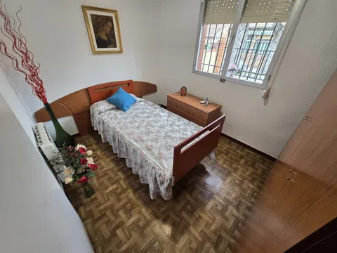 Semi-detached house in calle Rochapea - Photo 11
