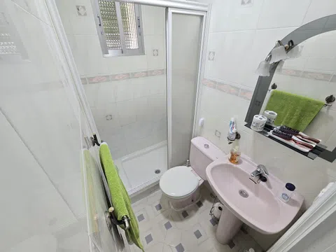 Semi-detached house in calle Rochapea - Photo 5