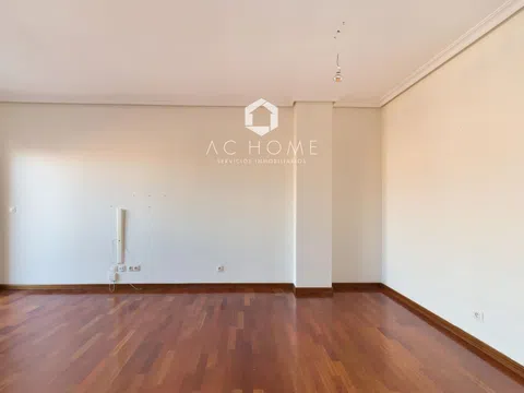 Penthouse in calle San Juan de Ortega - Photo 7
