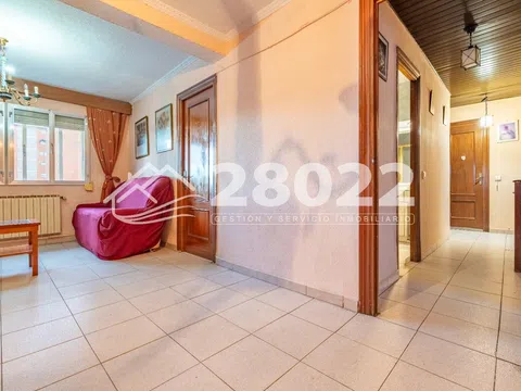 Flat in calle Lucano - Photo 12