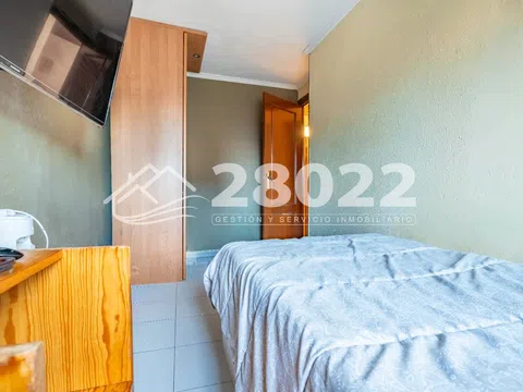 Flat in calle Lucano - Photo 14