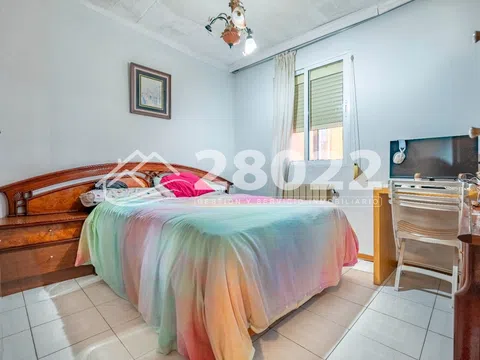 Flat in calle Lucano - Photo 17