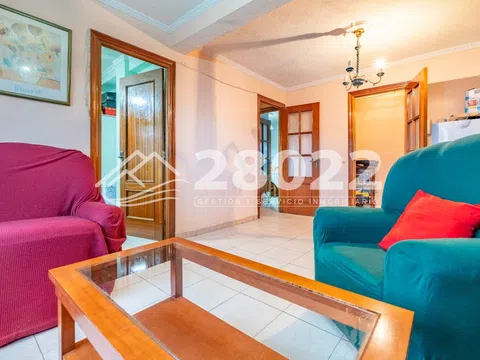 Flat in calle Lucano - Photo 5