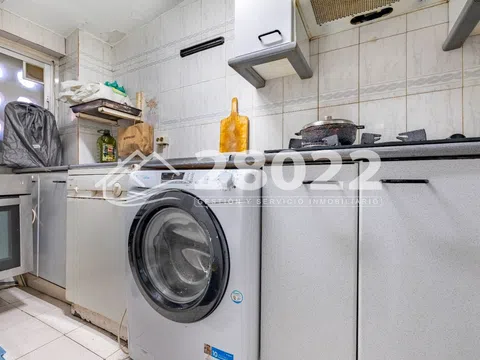 Flat in calle Lucano - Photo 10