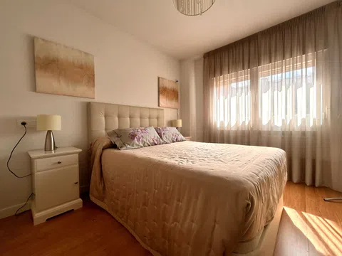 Flat in calle de Camarena - Photo 18