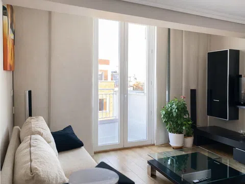 Flat in calle Alcalá - Photo 11
