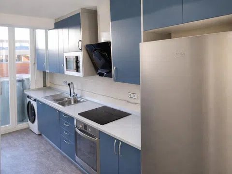 Flat in calle Alcalá - Photo 13