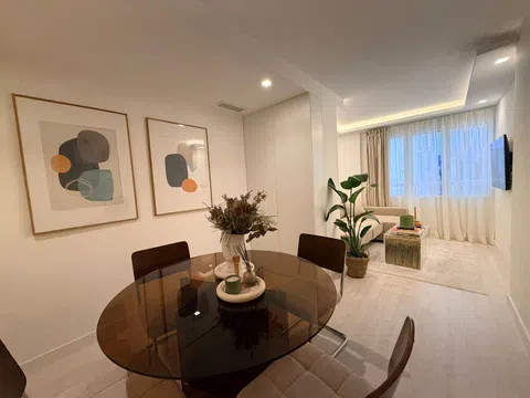 Flat in calle de la Santísima Trinidad - Photo 1