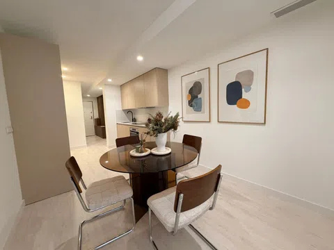 Flat in calle de la Santísima Trinidad - Photo 2