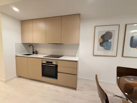 Flat in calle de la Santísima Trinidad - Photo 4