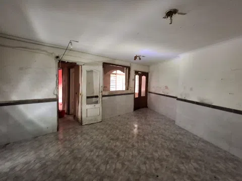 Flat in calle Villacid de Campos - Photo 2