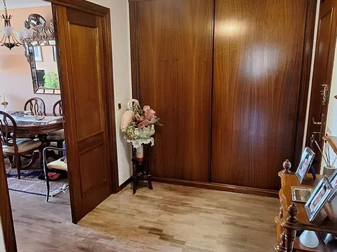 Flat - Photo 2