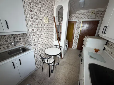 Flat in CL Ros De Olano - Photo 6