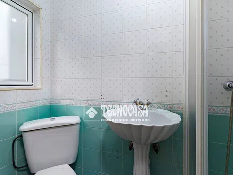Flat in calle Hermanos de Pablo - Photo 11