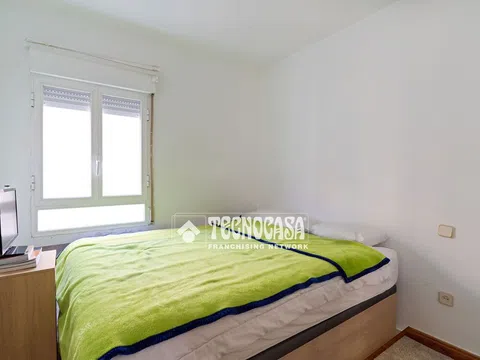 Flat in calle Hermanos de Pablo - Photo 7