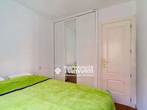 Flat in calle Hermanos de Pablo - Photo 8
