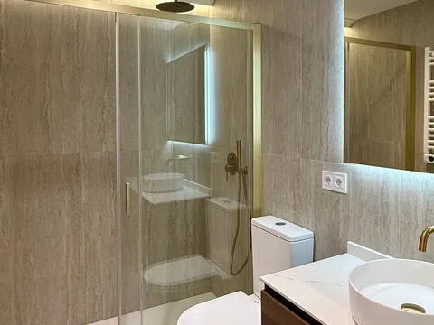 Flat in avenida de Burgos - Photo 11