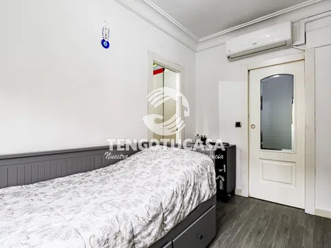 Flat in calle de Ascao - Photo 14