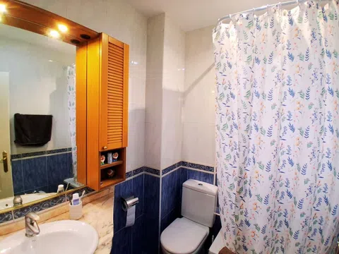 Flat in calle de Castrillo de Aza - Photo 13