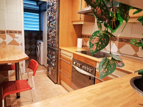 Flat in calle de Castrillo de Aza - Photo 8
