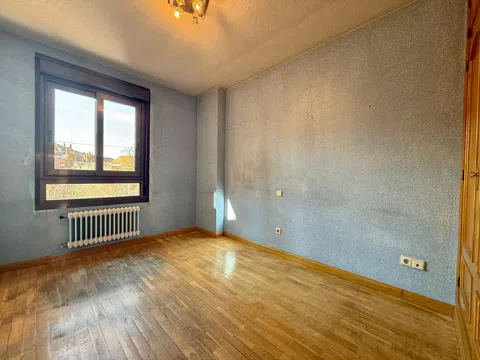 Flat in calle de Arturo Soria - Photo 12