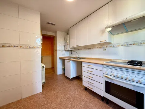 Flat in calle de Arturo Soria - Photo 4