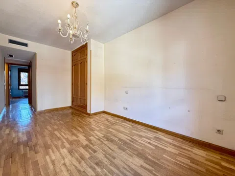 Flat in calle de Arturo Soria - Photo 7