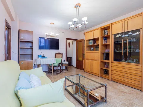 Flat in calle de la Marroquina - Photo 3
