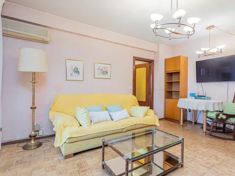Flat in calle de la Marroquina - Photo 4