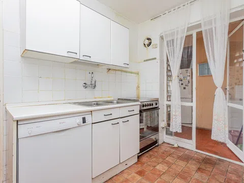 Flat in calle de la Marroquina - Photo 9