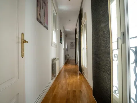 Flat in calle de la Montera - Photo 11