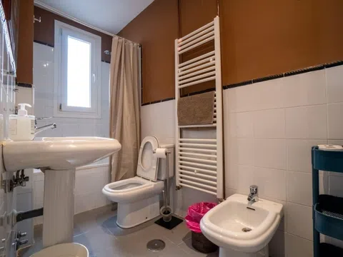 Flat in calle de la Montera - Photo 10